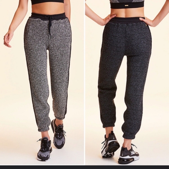 Alala textured retreat joggers - Picture 2 of 10